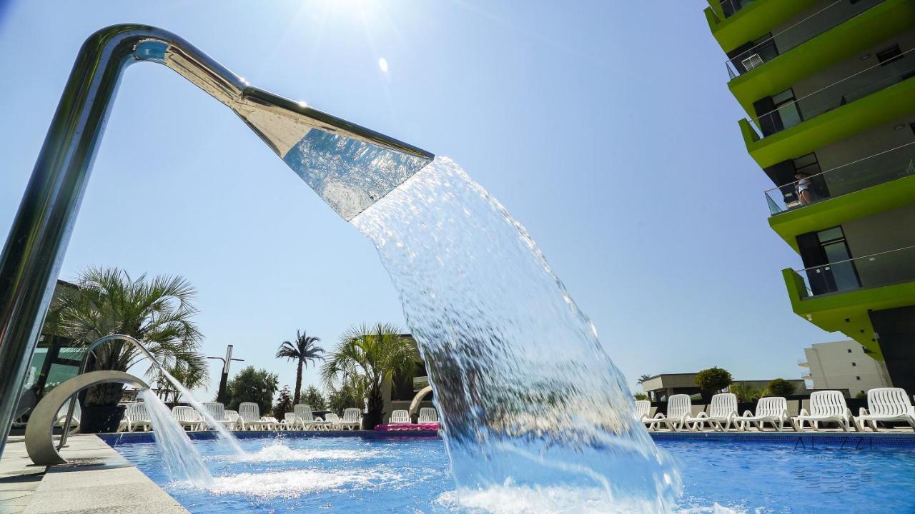 Alezzi Beach Resort Năvodari Екстериор снимка