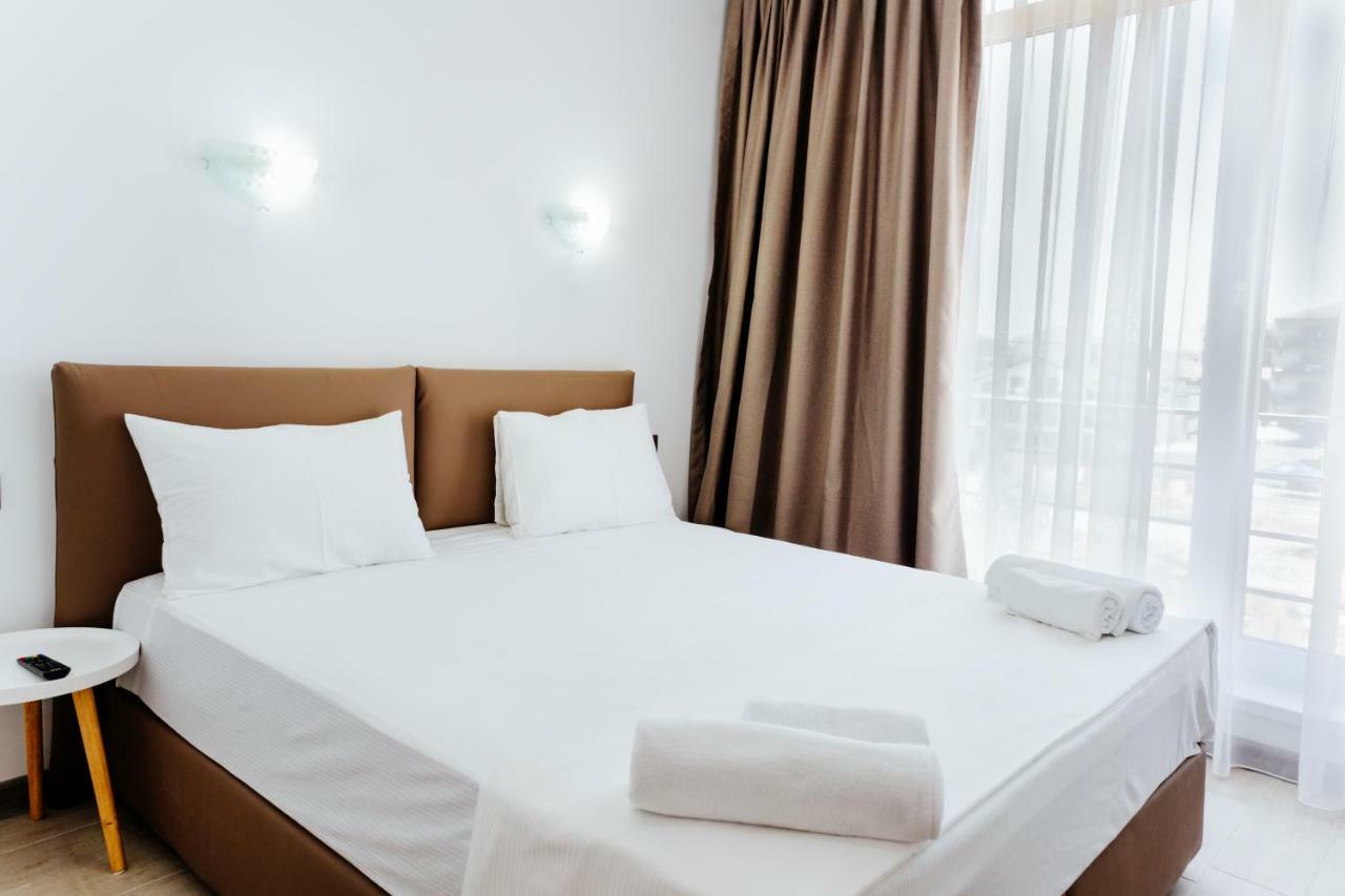 Alezzi Beach Resort Năvodari Екстериор снимка